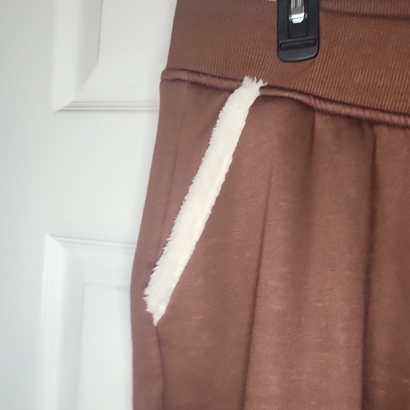 Cinnamon Stick (Brown) Tapered Jogger Track Pants for Casual Comfort - Picture 4 of 6